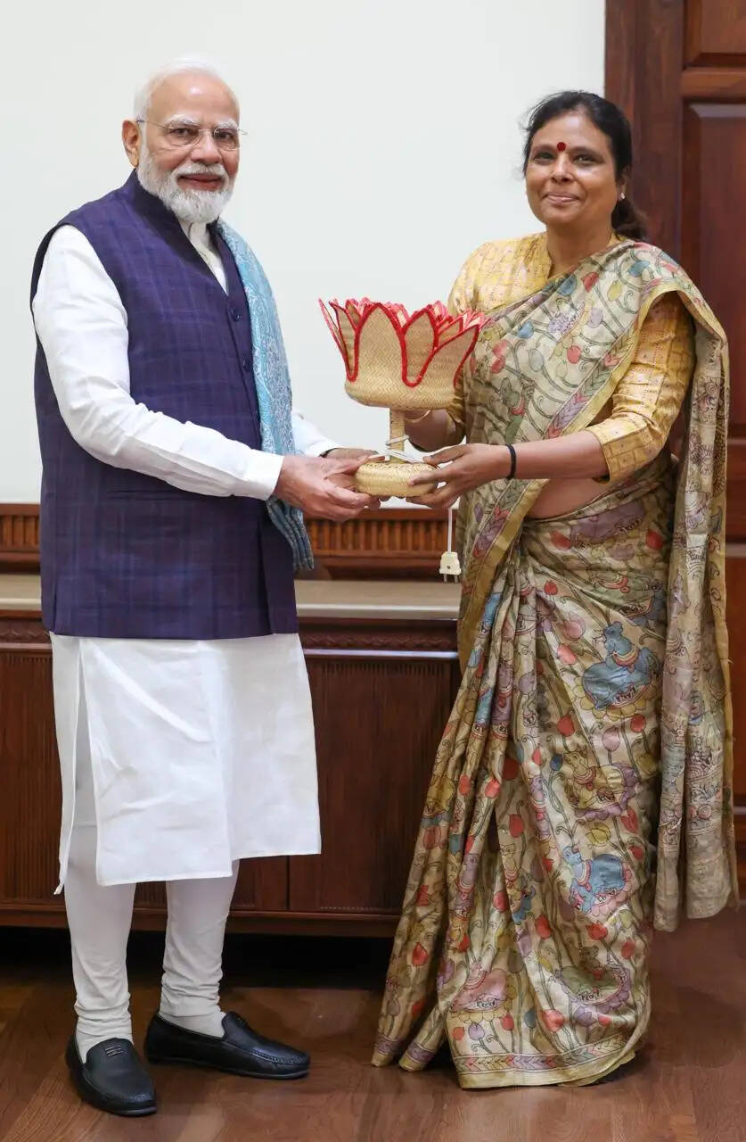 पीएम मोदी से मुलाकात