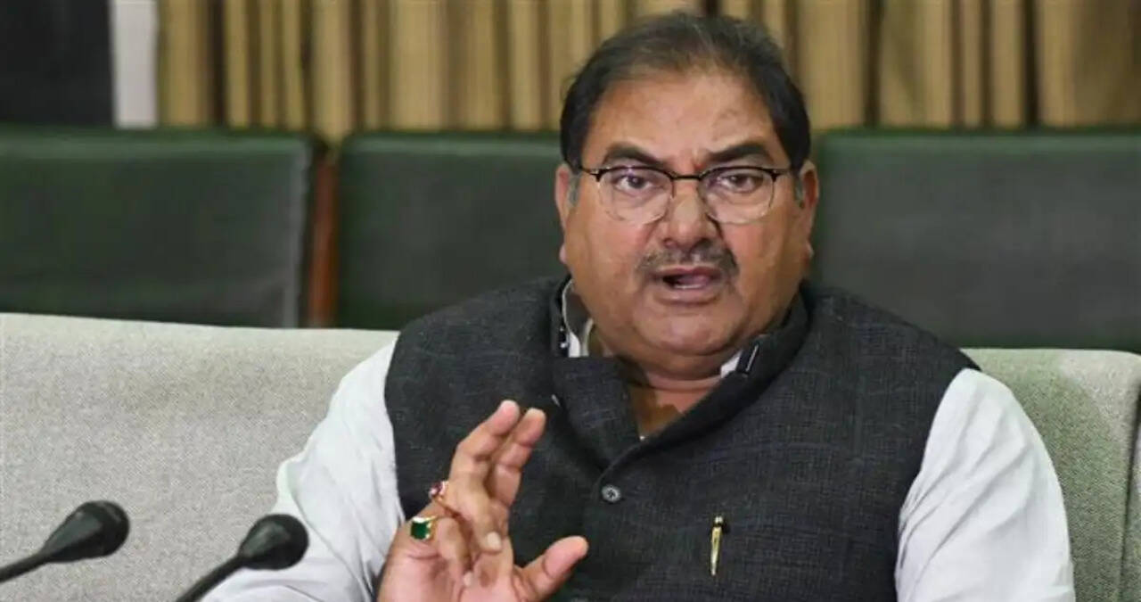 हरियाणा में कानून व्यवस्था पूरी तरह चरमराई, भाजपा सरकार अपराधियों के सामने बेबस; बोले- "चौधरी अभय सिंह चौटाला"