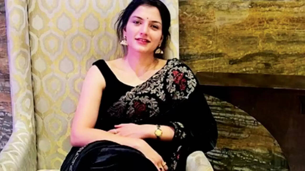 ब्यूटी विद ब्रेन की मिसाल है IAS परी बिश्नोई