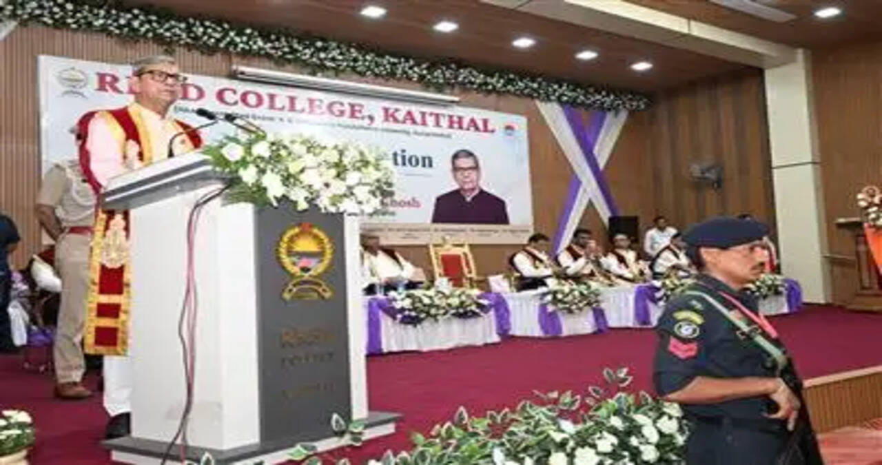 Youth should contribute significantly to national and state development through education, innovation and social commitment - Governor Prof. Ashim Kumar Ghosh  &nbsp;