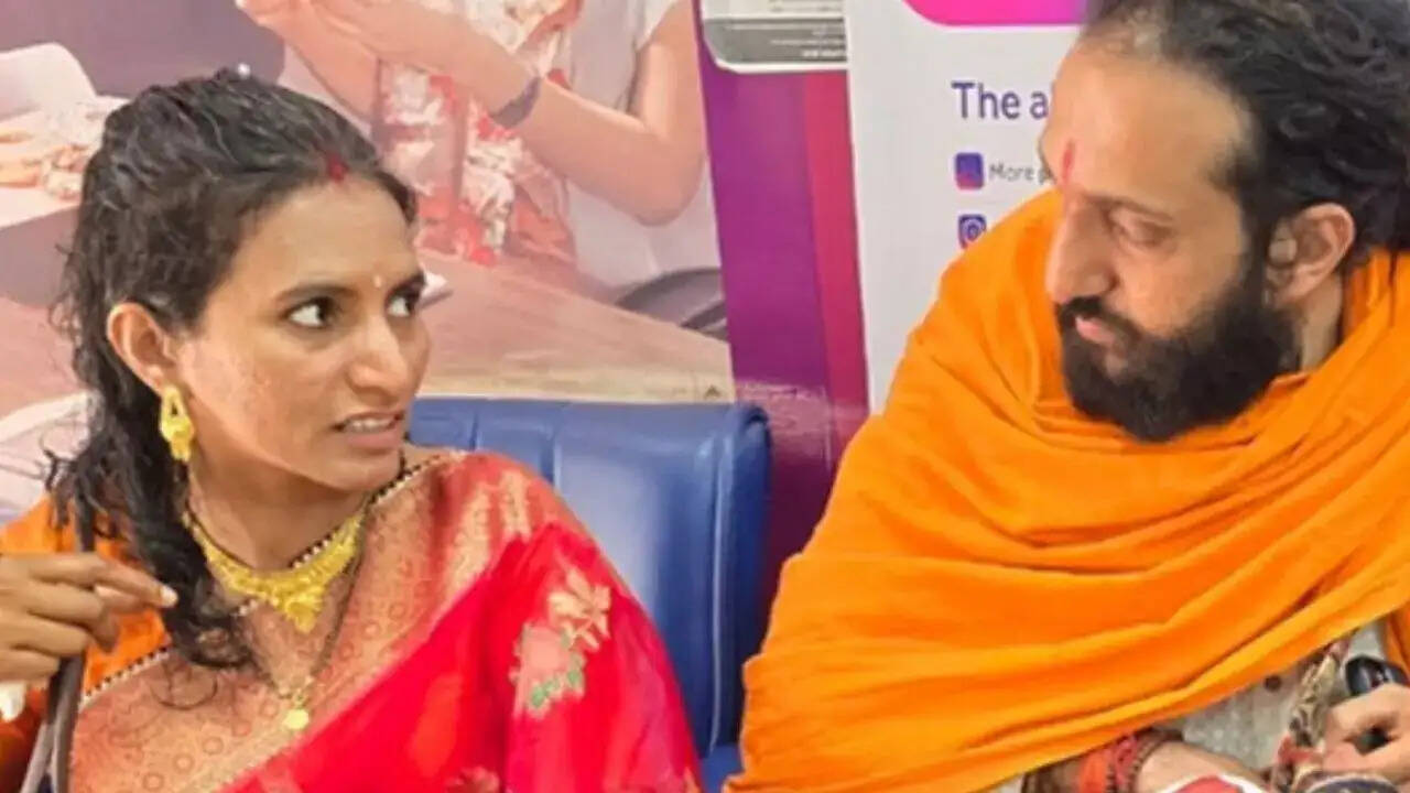 Baba Abhay Singh:&nbsp;महाकुंभ के चर्चित IITian बाबा ने रचाई शादी, ऐसे हुआ शादी का खुलासा ?