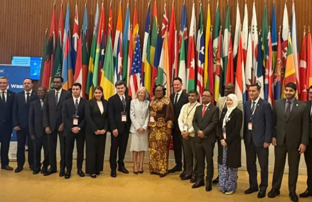  Haryana News: Haryana's education system got respect on the global platform, Education Minister Mahipal Dhanda represented the state in Paris