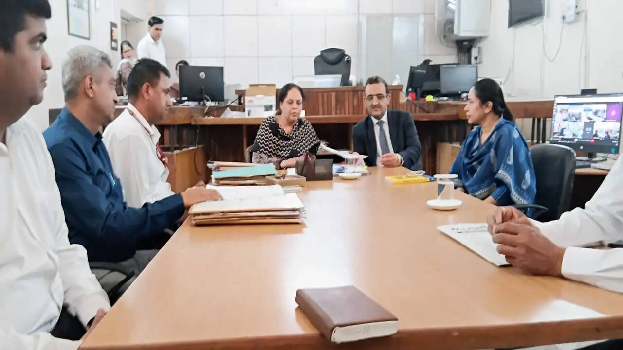 राष्ट्रीय लोक अदालत में 74 हजार से अधिक मामलों का निपटारा
