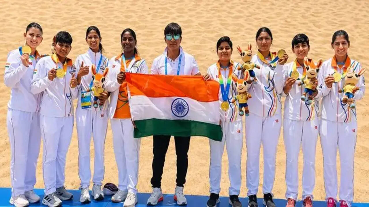 &nbsp;6वें एशियन बीच गेम्स में भारत का शानदार प्रदर्शन,&nbsp;हरियाणा की बेटी की कप्तानी में महिला टीम ने जीता गोल्ड मेडल तो पुरुष टीम ने जीता सिल्वर मेडल