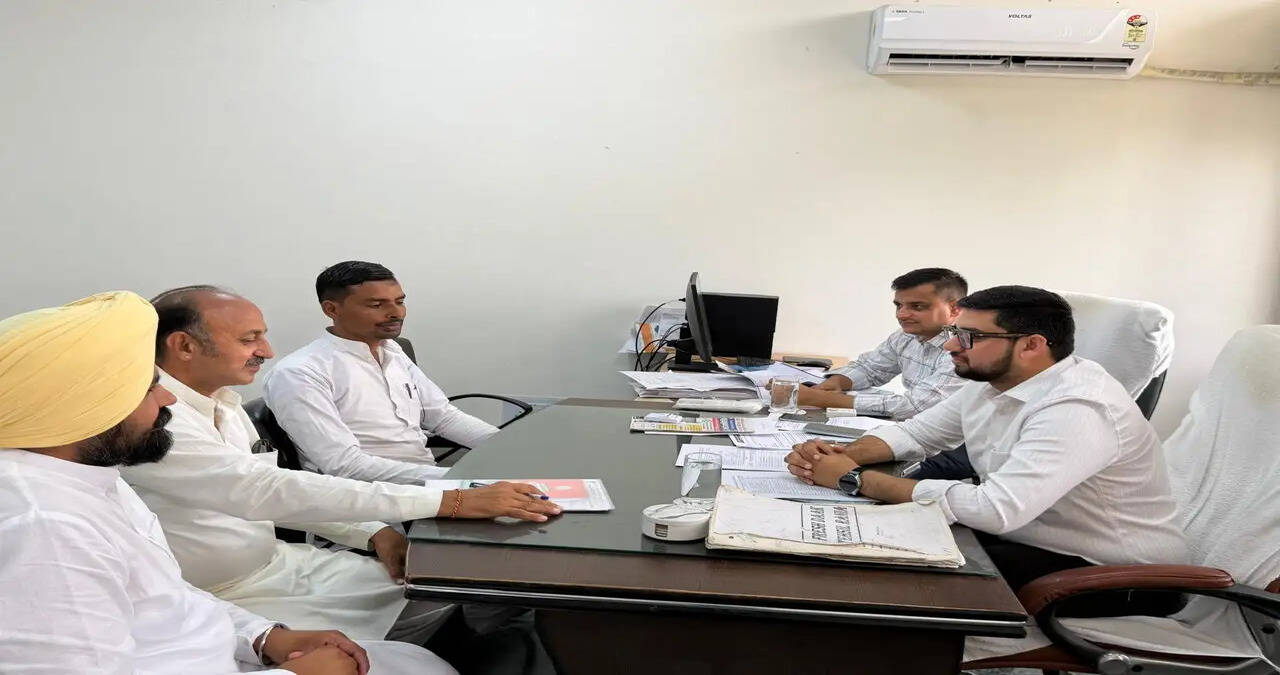 &nbsp;एसआइआर व बूथ रेशनलाइजेशन को लेकर बैठक आयोजित