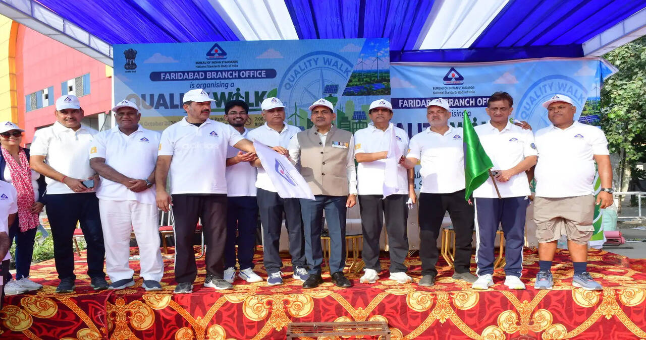 BIS Organizes 'Quality Walk' on World Standards Day; Promotes Message of Clean Energy