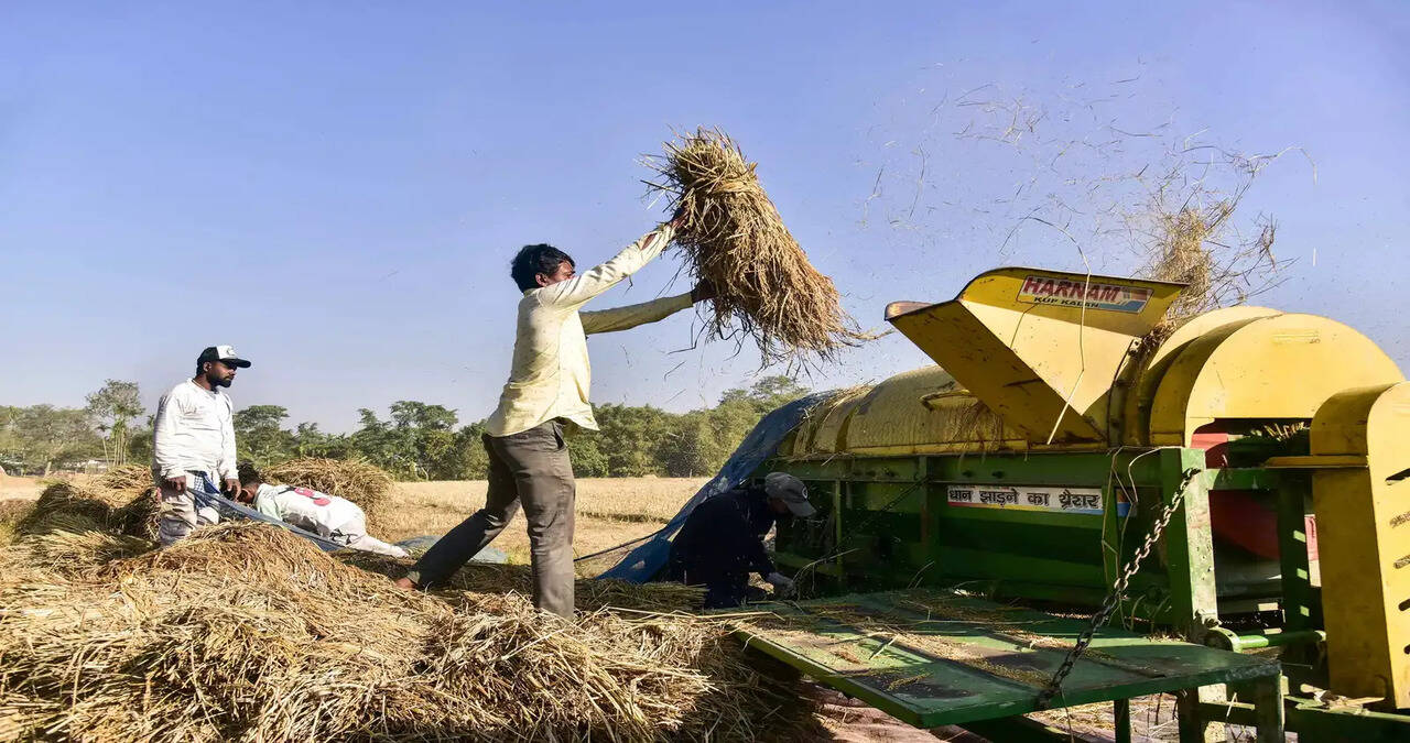 *Haryana's Paddy Procurement Crosses 15.52 Lakh Tonnes; Rs 1,221 Crore Disbursed to Farmers*     *Chief Secretary Anurag Rastogi reviews Kharif procurement operations, emphasises seamless mandi management, timely payments and farmers' convenience*     *Over 1.18 lakh farmers benefit; nearly 50 per cent of procured paddy lifted*     Chandigarh, October 15: Haryana's Kharif procurement operations have made significant progress, with government agencies purchasing 15.52 Lakh Metric Tonnes (LMT) of paddy and disbursing Rs 1,221 crore to farmers, reflecting the state's continued emphasis on assured procurement, transparent transactions and farmer welfare.     Chief Secretary Sh. Anurag Rastogi reviewed the ongoing procurement operations today, assessing the progress of paddy arrivals, purchases, lifting, farmer payments and technology-driven initiatives aimed at making the procurement system more efficient, transparent and farmer-friendly.     The review highlighted the importance of seamless coordination among district administrations, procurement agencies, mandi authorities, transporters and rice millers to ensure smooth procurement operations throughout the harvesting season.     Principal Secretary, Food, Civil Supplies & Consumer Affairs, Amneet P Kumar informed that 21.27 LMT of paddy had arrived in Haryana's mandis up to October 15, of which 15.52 LMT had been purchased and 7.69 LMT lifted.     Against the 58 LMT procurement target fixed by the Government of India for the Kharif Marketing Season 2026-27, the state has already achieved approximately 27 per cent of its target.     The Chief Secretary's review placed particular emphasis on ensuring that farmers receive efficient services at procurement centres and that the movement of purchased paddy remains smooth as arrivals continue. The meeting focused on improving coordination between procurement agencies and transporters, maintaining adequate lifting arrangements, facilitating transparent weighing and moisture testing, and ensuring efficient processing of procurement-related documentation.     Timely payments, smooth gate-pass processing and effective digital verification were among the important aspects of the procurement system examined during the review.     Interacting with Deputy Commissioners, the Chief Secretary directed them to remove bottlenecks and strengthen coordination so that procurement and lifting operations can be further accelerated.        The district-wise review highlighted encouraging procurement indicators in several districts. Kurukshetra recorded an arrival-to-auction ratio of 88.2 per cent, followed by Yamunanagar at 81.8 per cent and Ambala at 80.7 per cent. The state average stood at 74.7 per cent.     In auction-to-purchase conversion, Panchkula registered 93.7 per cent, followed by Kurukshetra at 92.4 per cent and Kaithal at 90.9 per cent. Ambala recorded 89.3 per cent, Yamunanagar 85.4 per cent and Karnal 78.5 per cent, against the state average of 86 per cent.     In the auction-to-lifting category, Panchkula recorded 57.1 per cent, Kurukshetra 55 per cent and Kaithal 52.2 per cent, followed by Ambala at 49.4 per cent.     The state average for auction-to-lifting stood at 48.2 per cent. The minimum support price for common-grade paddy has been fixed at Rs 2,441 per quintal, while Grade-A paddy carries an MSP of Rs 2,461 per quintal.     Haryana is also making progress in integrating digital technology into procurement and rice-milling operations. The meeting was informed that 1,433 rice mills have registered through the newly introduced online Rice-Mill Registration Portal, while geo-fencing-based physical verification of 1,215 mills has been completed. The government is also monitoring electricity consumption and bills of rice mills, strengthening oversight of milling operations.     Another important initiative is Aadhaar-based biometric verification, which has covered 1,52,136 farmers up to October 15.     Paddy procurement commenced on September 29 and will continue until November 15 through 249 designated mandis across Haryana.     With procurement operations progressing across the state, Haryana continues to strengthen its procurement infrastructure and administrative coordination to deliver a more efficient, transparent and responsive system for the farming community.     Additional Chief Secretary, Finance, Sh. Sudhir Rajpal, Additional Chief Secretary, PW (B&R). Sh. AK Singh, Additional Chief Secretary, Agriculture & Farmers&rsquo; Welfare, Sh. Vijayendra Kumar, Commissioner & Secretary, Information, Public Relations, Languages and Culture, Sh. K Makarand Pandurang, Managing Director, HAFED, Sh. Chander Shekhar Khare, Director General, Food , Civil Supplies & Consumer Affairs, Sh. Anshaj Singh, and other senior officers attended the meeting.   