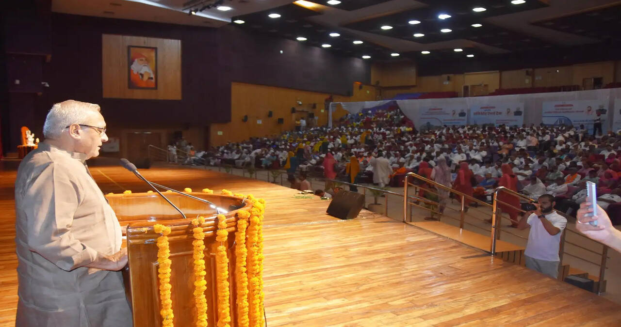 &nbsp;भारत की पहली हाइड्रोजन ट्रेन के शुभारंभ का हिसार में सीधा प्रसारण,