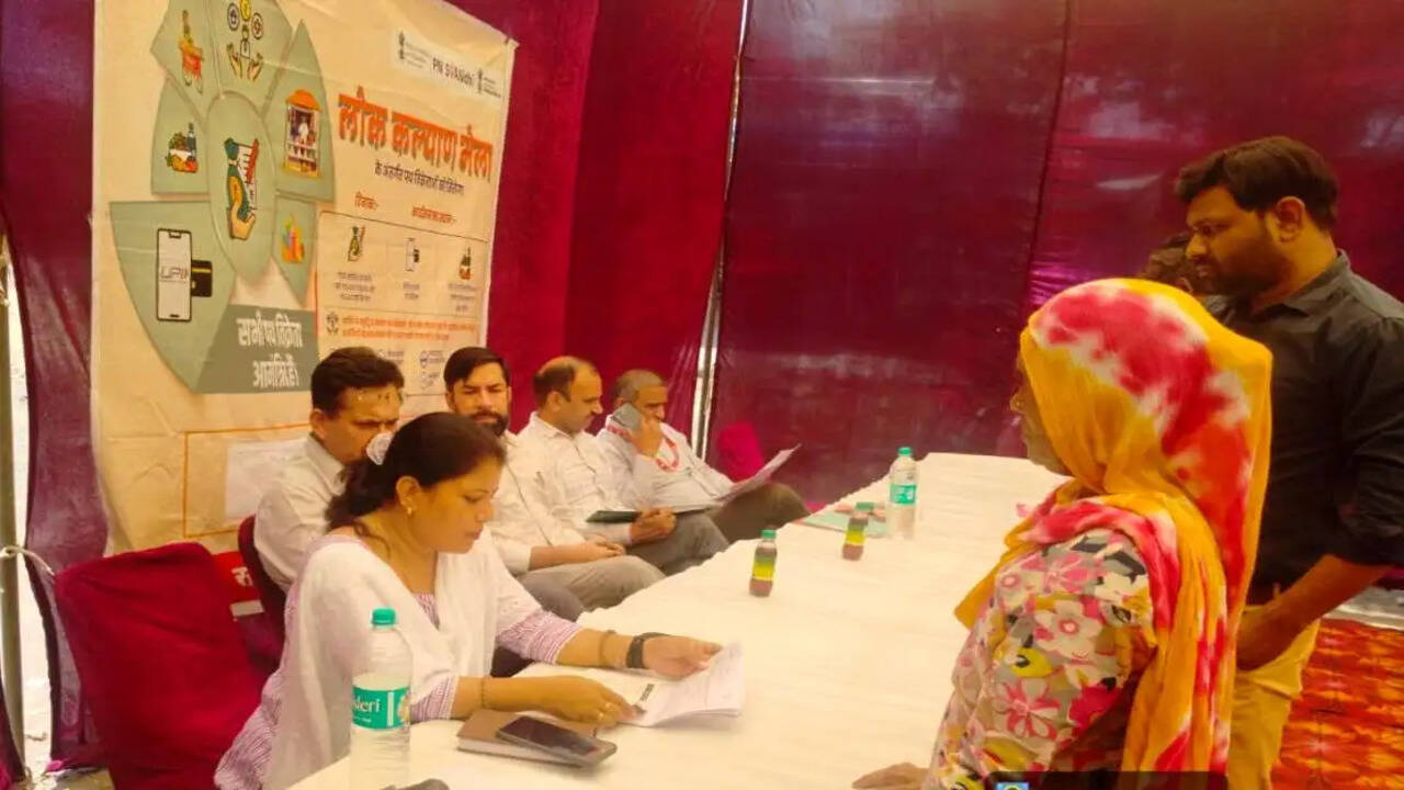 &nbsp;पीएम स्वनिधि योजना के तहत बीटीएम चौक पर लोक कल्याण मेले का हुआ आयोजन
