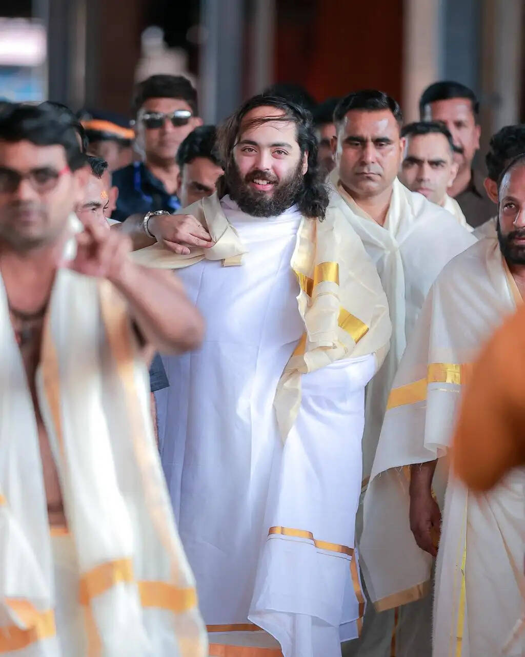 अनंत अंबानी की बड़ी पहल : केरल के मंदिरों और हाथी कल्याण के लिए ₹18 करोड़ का दान&nbsp;