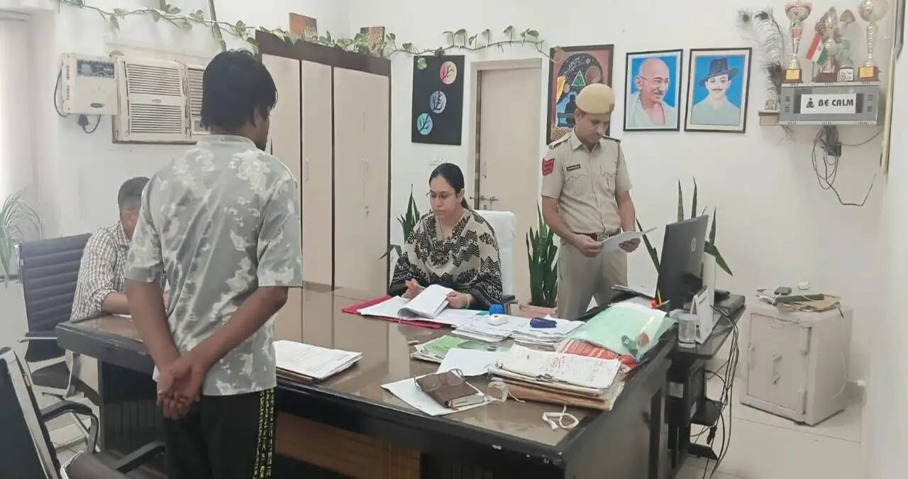&nbsp;*जिला कारागार भोंडसी में लगी जेल लोक अदालत*