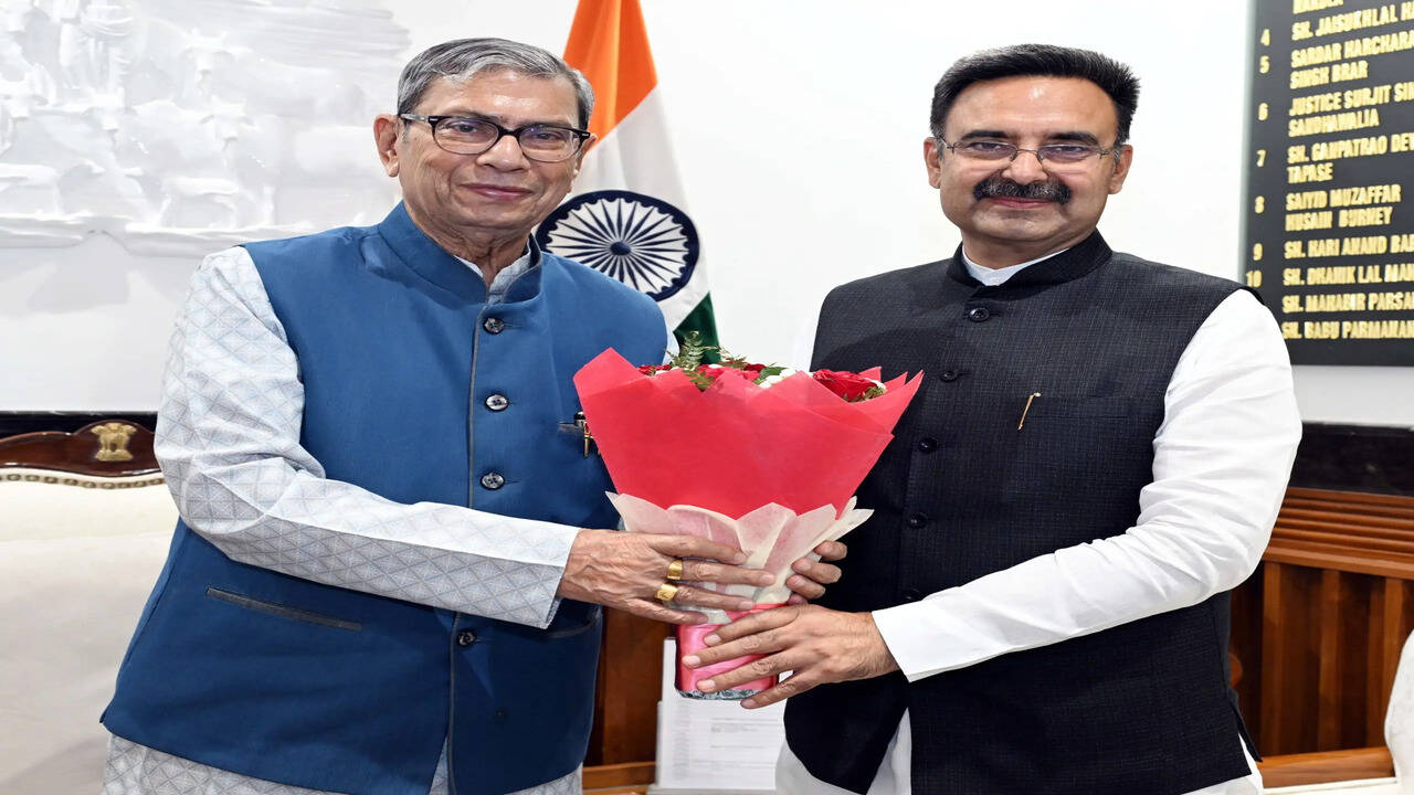 अध्यक्ष&nbsp;हरविन्द्र&nbsp;कल्याण ने की राज्यपाल से शिष्टाचार भेंट