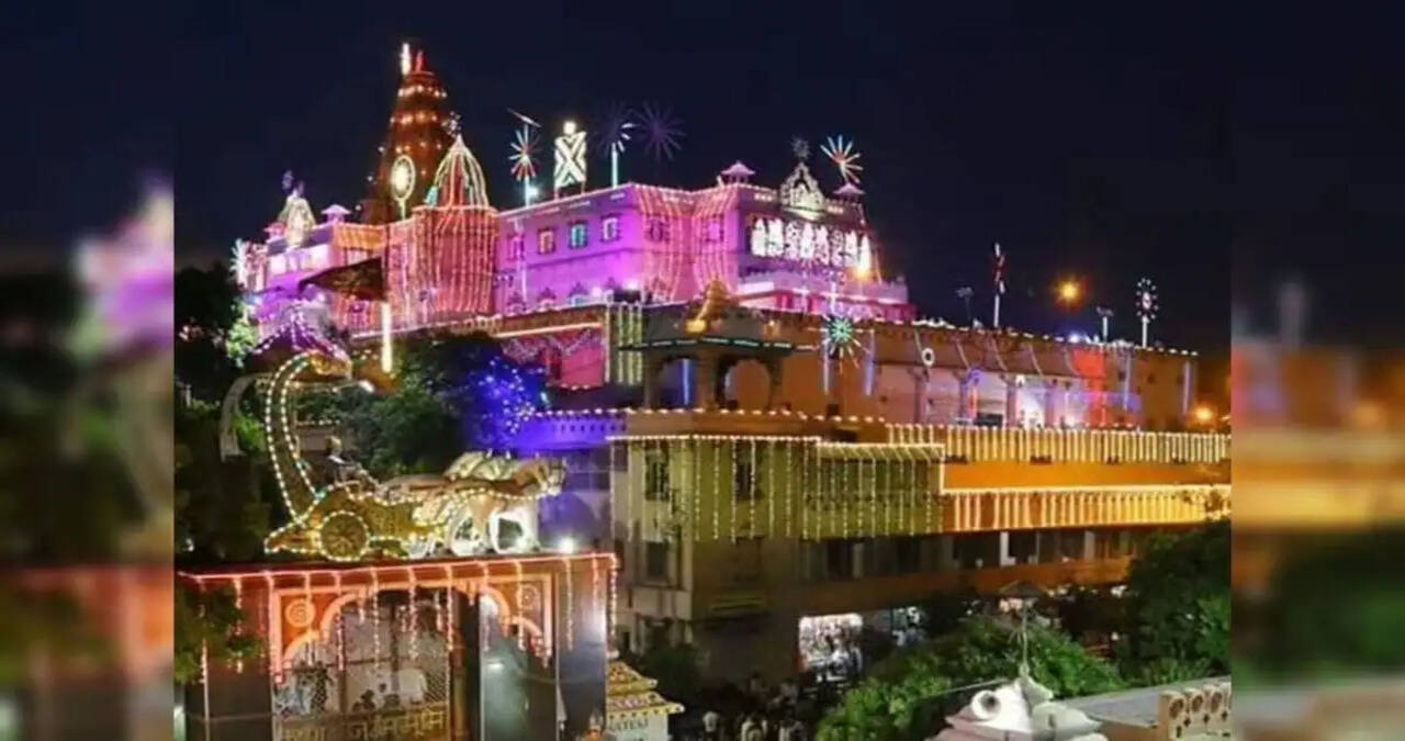 &nbsp;जन्माष्टमी पर जरूर करें इन 5 कृष्ण मंदिरों के दर्शन, मथुरा से केरल तक जुड़ी हैं खास मान्यताए