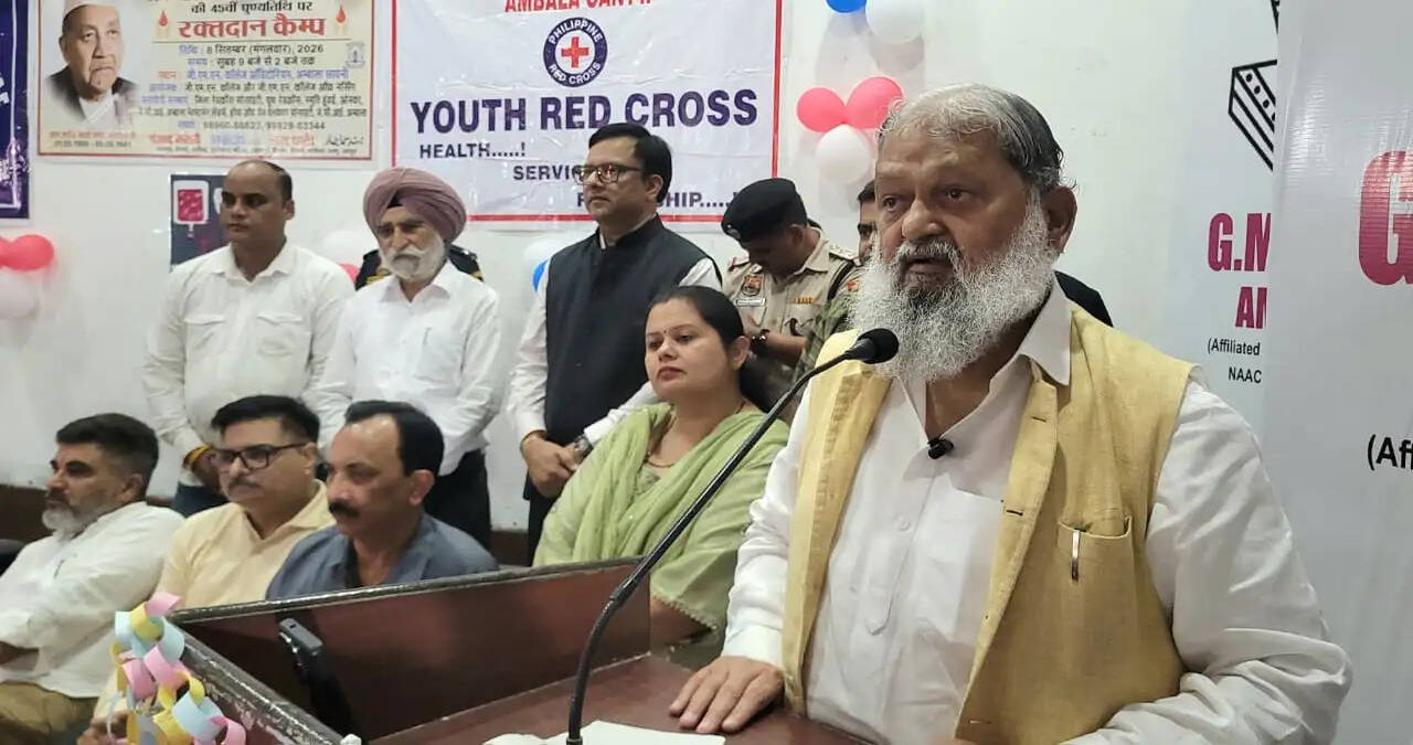 &nbsp;Energy Minister Anil Vij announces ₹1,100 each from his Voluntary Fund for all blood donors at blood donation camp to support a healthy diet; says, &ldquo;Blood donation is the greatest form of charity&rdquo;
