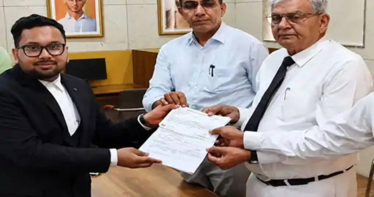 रोहतक जिला बार एसोसिएशन चुनाव: पहले 13 नामांकन दाखिल:कल नॉमिनेशन का अंतिम दिन
