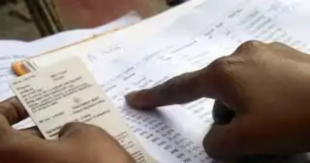 *सभी पात्र मतदाता अपना गणना प्रपत्र संबंधित बीएलओ को अवश्य दें : डीसी उत्तम सिंह*