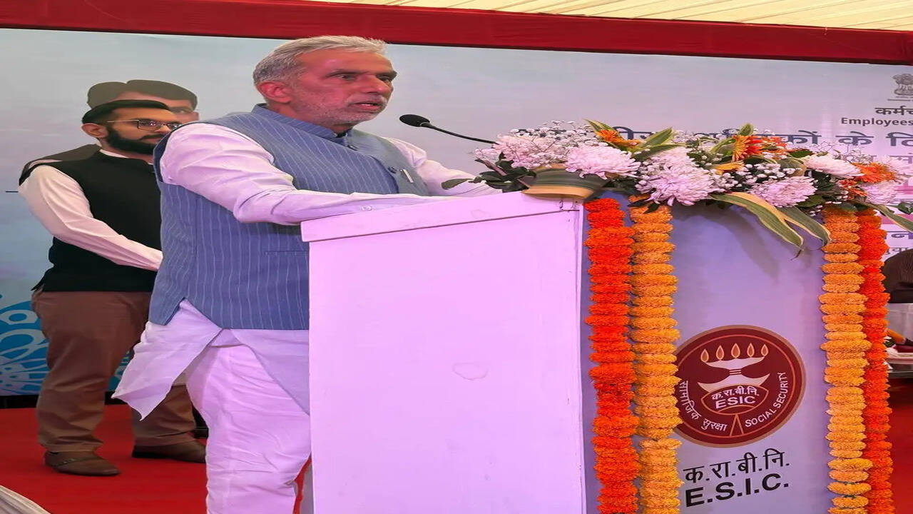मोदी सरकार ने असंगठित क्षेत्र के श्रमिकों को दिया सामाजिक सुरक्षा का मजबूत आधार : कृष्ण पाल गुर्जर