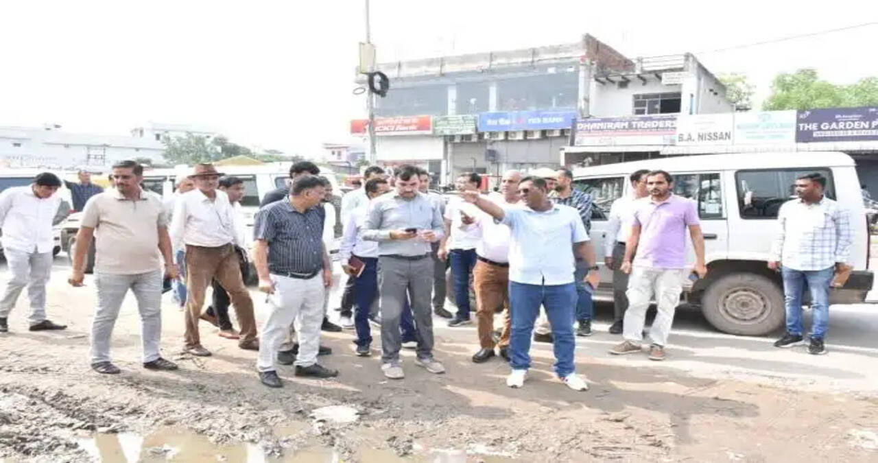 &nbsp;प्रदूषण फैलाने वालों पर प्रशासन का शिकंजा, दिन-रात हो रही निगरानी : डीसी