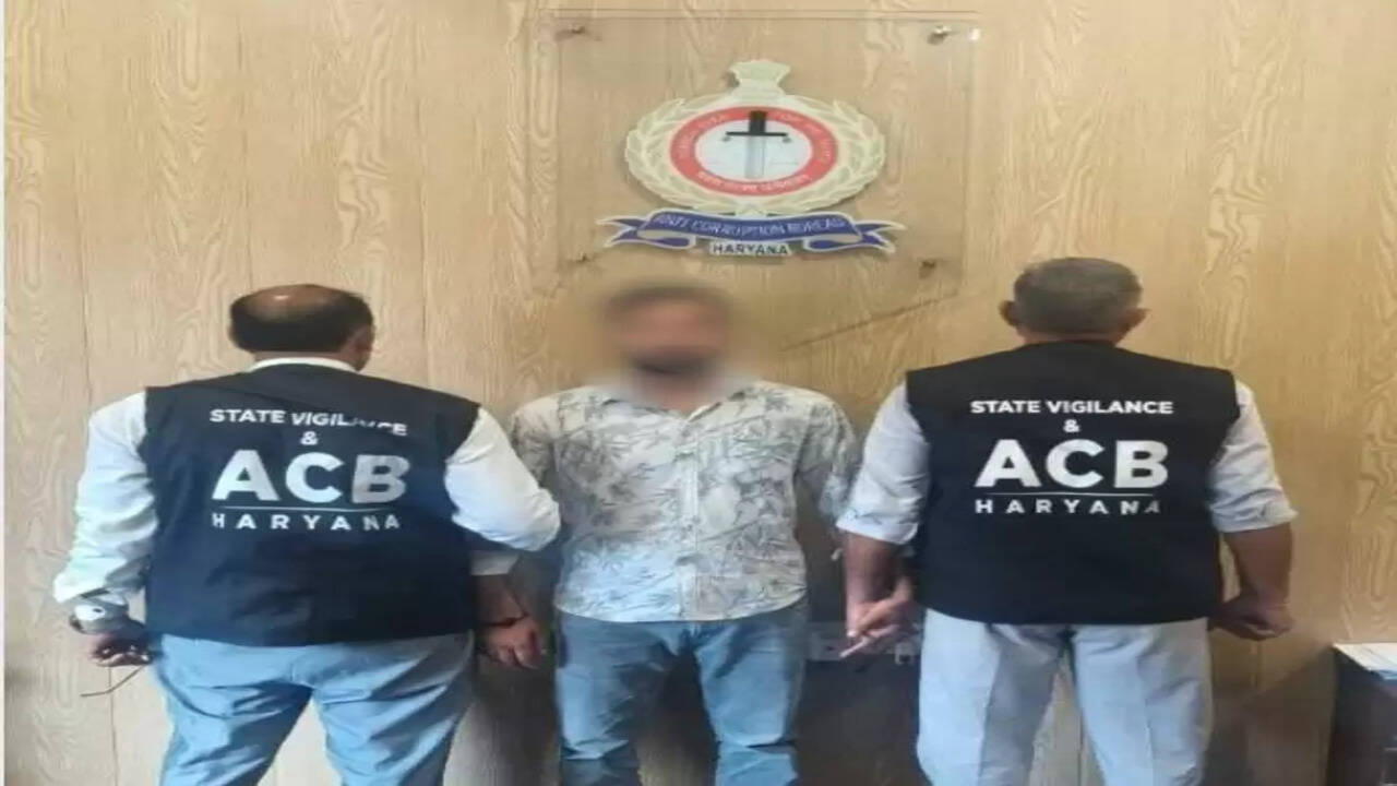 हरियाणा में HKRN कर्मचारी 16 हजार की रिश्वत लेते गिरफ्तार, एसीबी की टीम ने की थी छापेमारी
