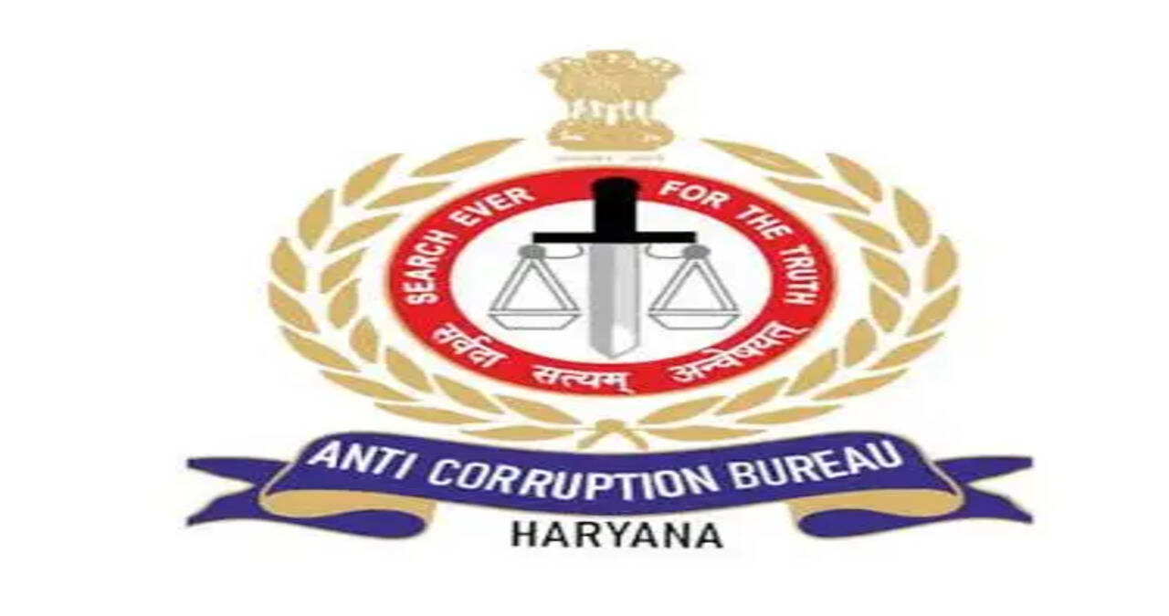 &nbsp;*सोलर पैनल फाइलों की मंजूरी के नाम पर 5 हजार रुपये की रिश्वत लेते यूएचबीवीएन का एलडीसी रंगे हाथ गिरफ्तार*