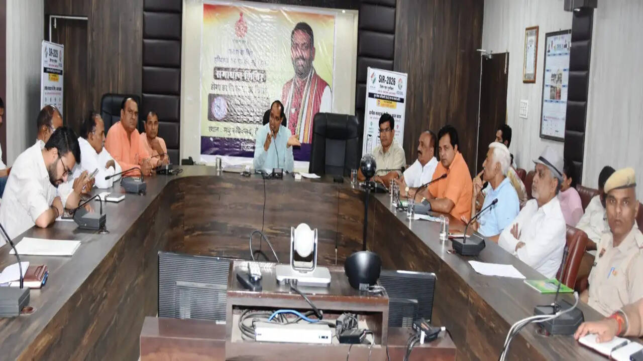 &nbsp;- रेहड़ी व फड़ संचालकों की जुबानी: पीएम स्वनिधि योजना ने संवारी रेहड़ी व फड़ संचालकों की जिंदगी