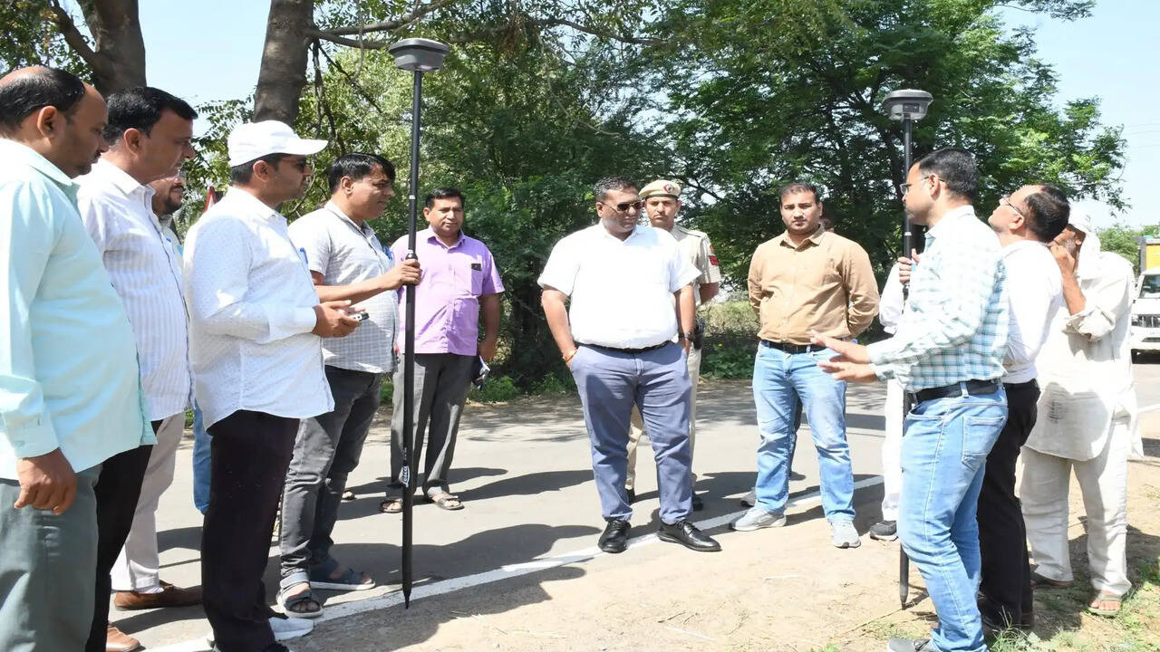 &nbsp;जीपीएस रोवर से होंगे भूमि पैमाइश और निशादेही संबंधी कार्य : डीसी