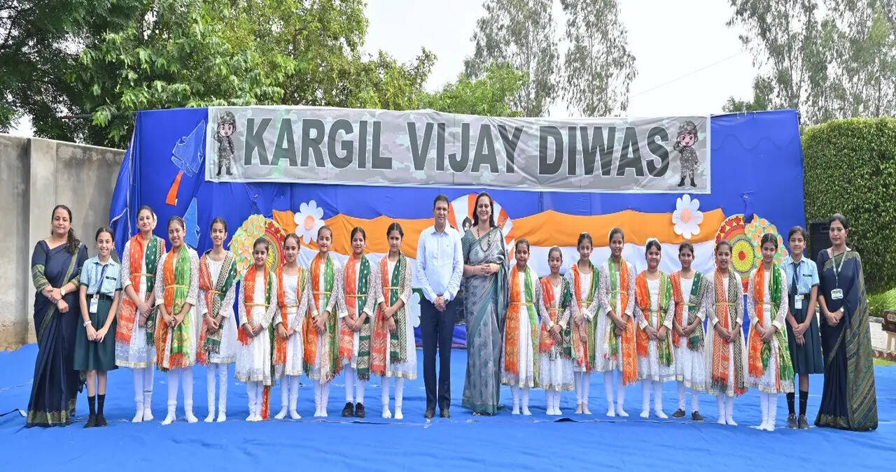 &nbsp;&nbsp;कारगिल विजय दिवस उत्साहपूर्वक एवं देशभक्ति के साथ मनाया गया