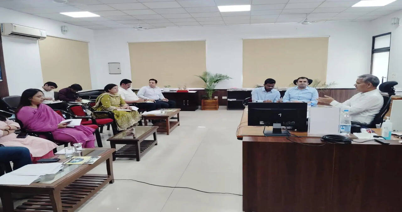 सॉलिड वेस्ट मैनेजमेंट रूल्स-2026 को लागू करने के लिए बैठक आयोजित